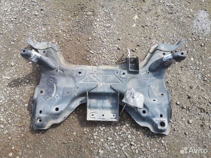 Подрамник передний Citroen C4 UA RFJ