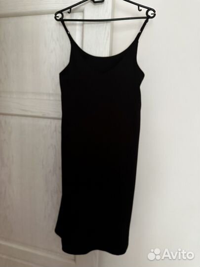 Платье атласное