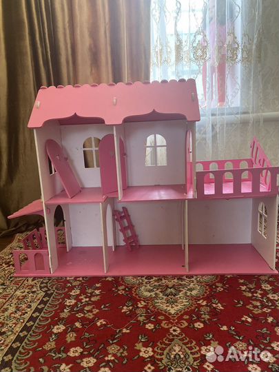 Домик кукольный