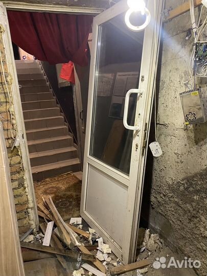 Дверь пластиковая