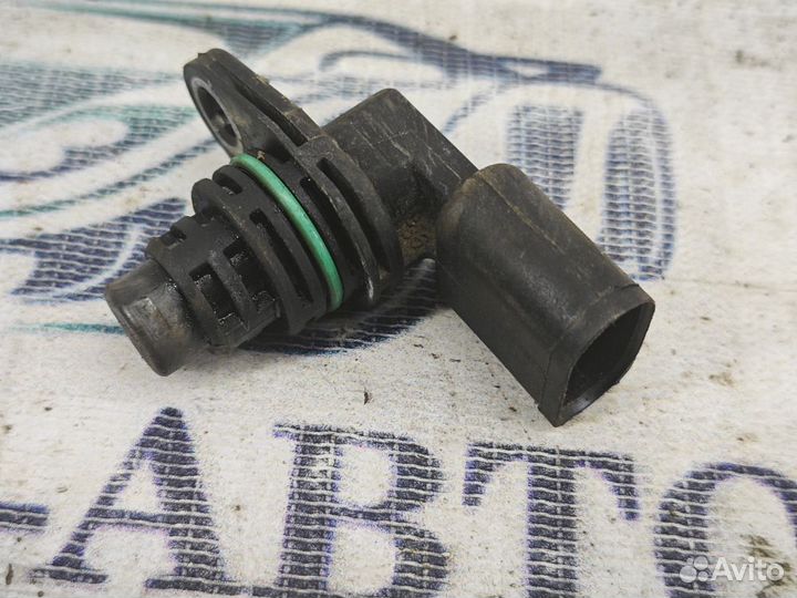 Датчик положения распредвала Volkswagen Jetta VI р