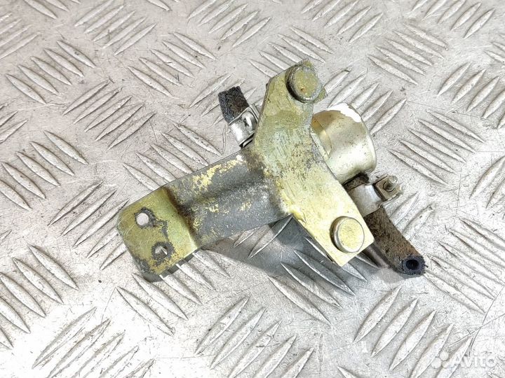 Клапан вентиляции топливного бака Vaz Niva