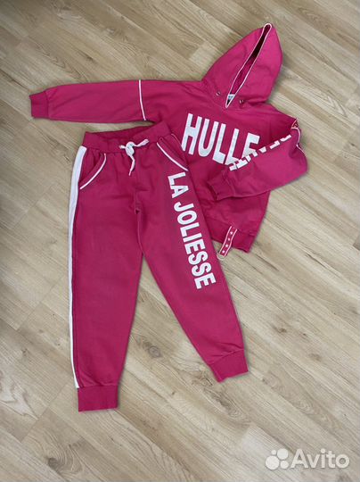 Спортивный костюм