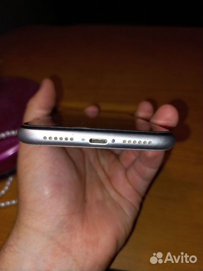 Телефон iPhone хр