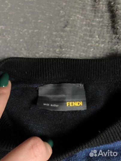 Пуловер fendi оригинал