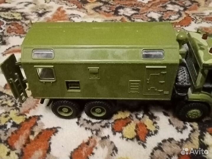 Модель грузовика