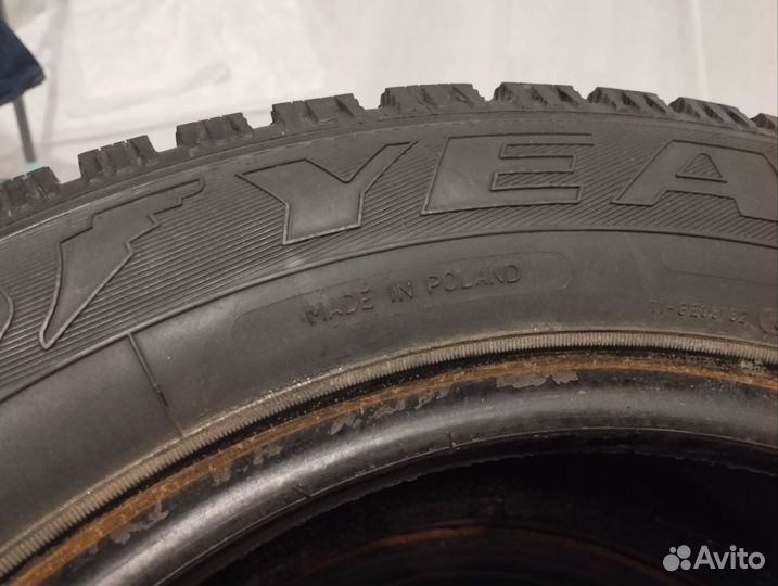 Goodyear UltraGrip 500 185/65 R15 88