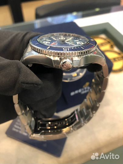 Breitling SuperOcean Blue 44MM WR1.000M