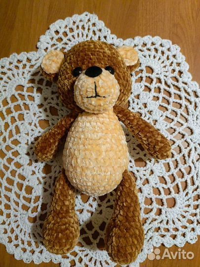 Плюшевый мишка амигуруми