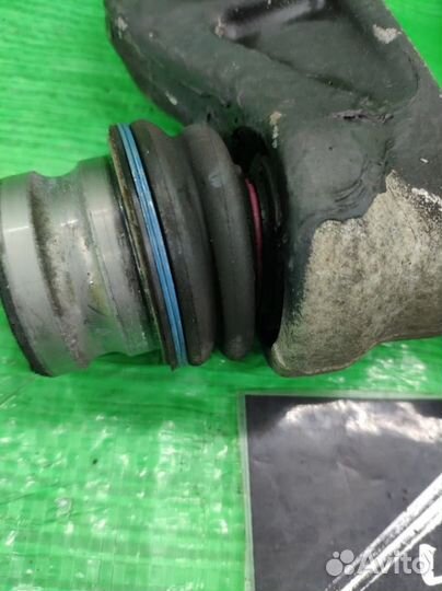 Рычаги перед. нижние Audi Q5 / A4 / A5 / A6 / A7