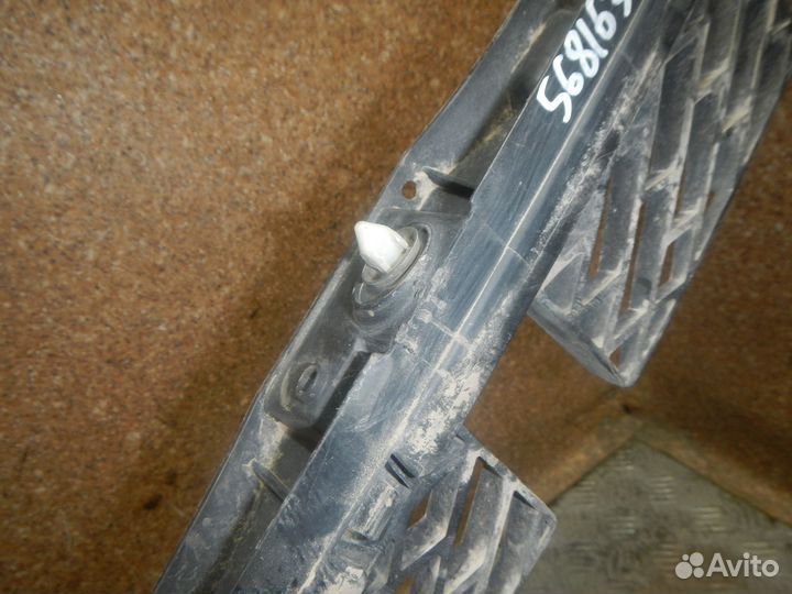 Кронштейн бампера заднего центральный, Volkswagen -touareg (10)