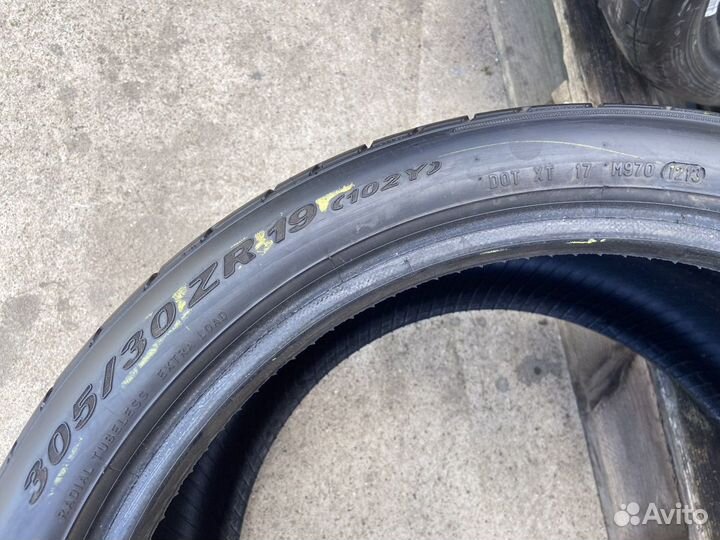 Pirelli P Zero Corsa Asimmetrico 2 305/30 R19