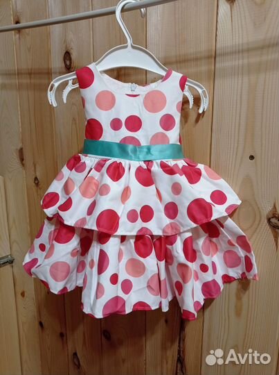 Нарядное платье на девочку