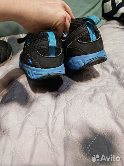 Кроссовки viking 32