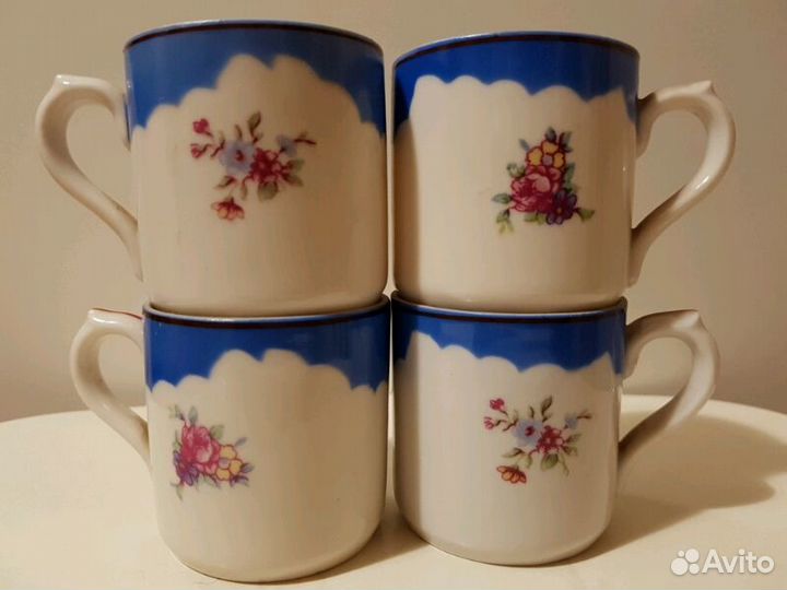 Фарфоровые кружки