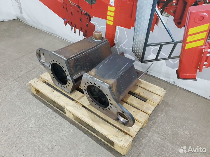 Башка стул от станины кму Tadano серия 300