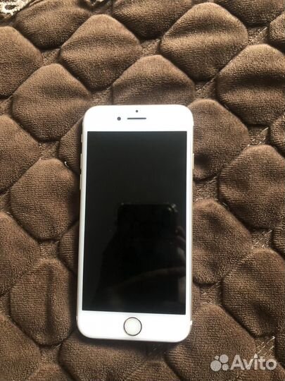 Телефон iPhone 7 32 гб