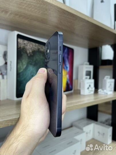iPhone 12, 256 ГБ
