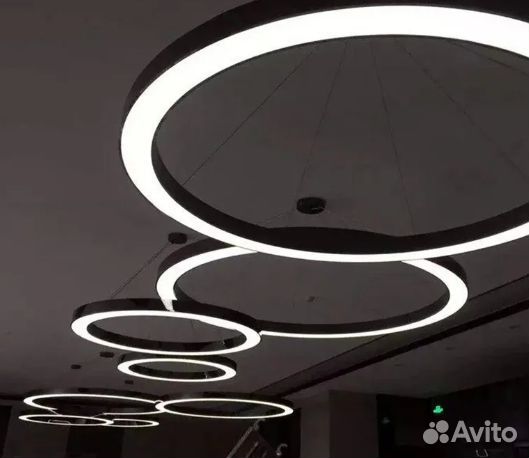 Светильник потолочный светодиодный фигурный