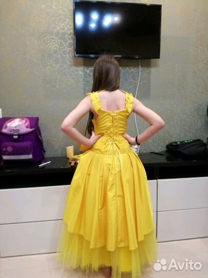 Вечернее платье на девочку 7-9 лет