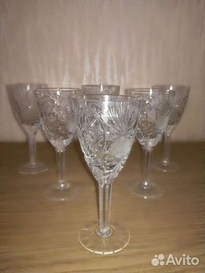 Бокалы, фужеры (рюмки) хрустальные