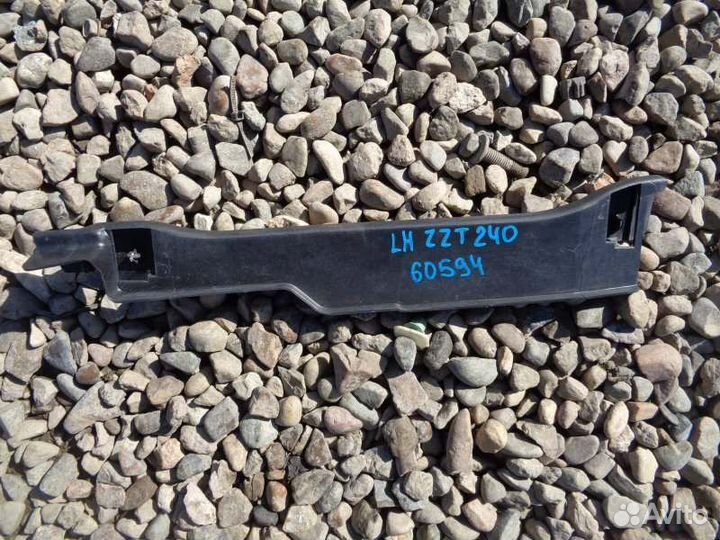 Накладка на крыло передняя левая Toyota Allion