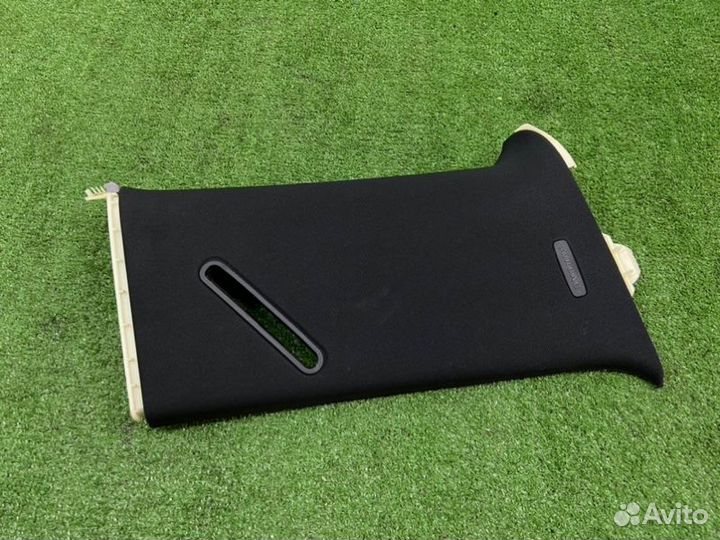 Обшивка стойки салона задняя левая Mercedes