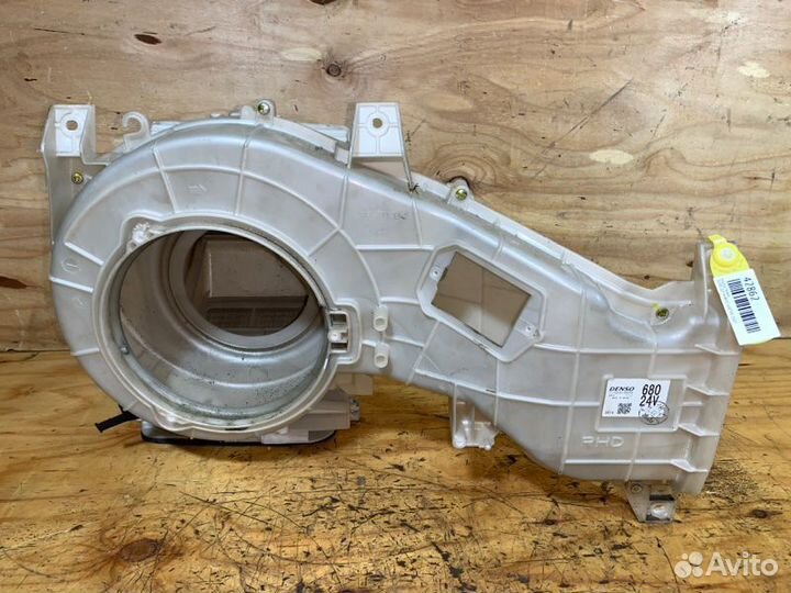 Корпус печки Isuzu Elf NHR85A 4jjtcn 2007