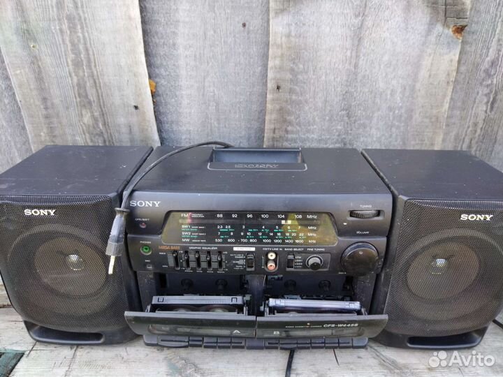 Кассетная магнитола