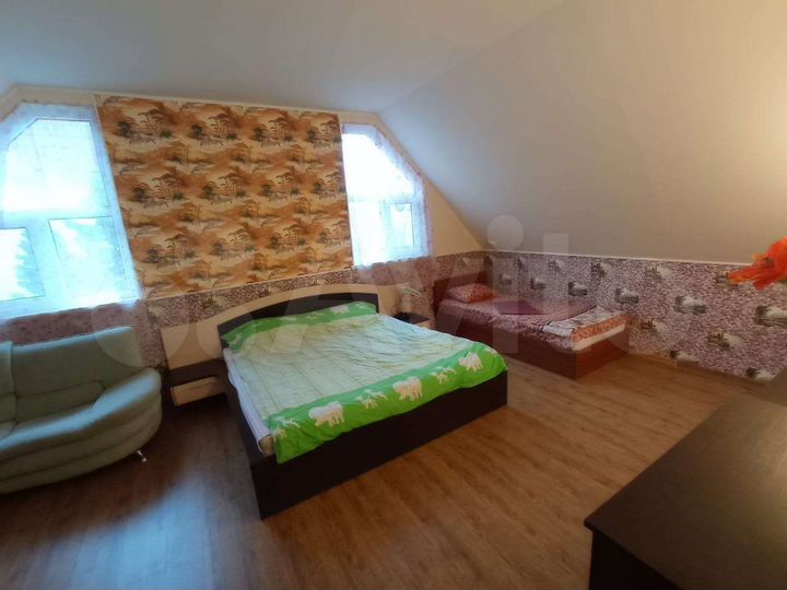 Комната 40 м² в 3-к., 2/4 эт.