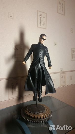 Статуя Gentle Giant Neo