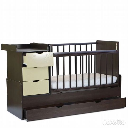 Детская кровать трансформер с маятником и комодом