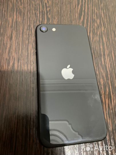 iPhone SE (2020), 64 ГБ