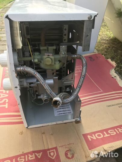 Газовая колонка Ariston Fast 11-14-16 CF P