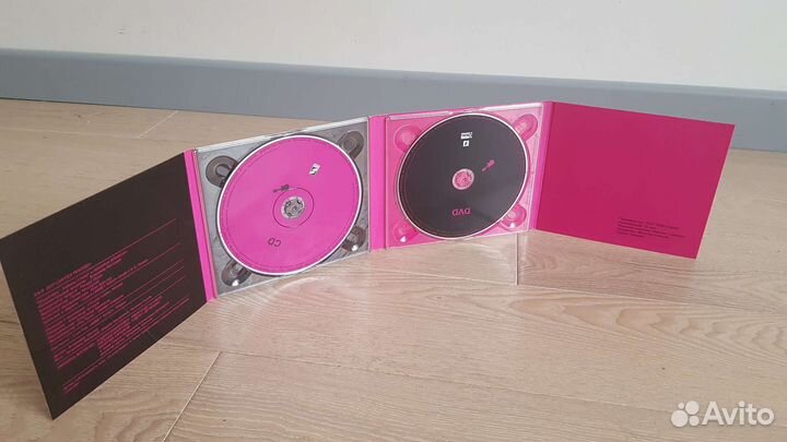 CD/DVD с автографами группы 