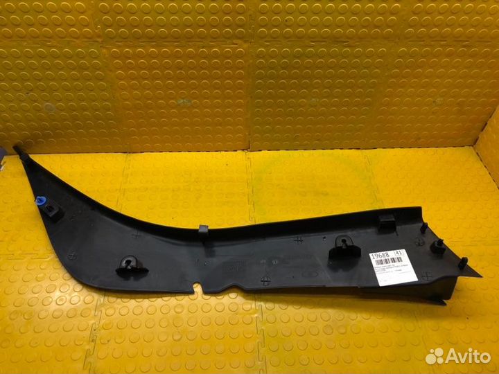 Обшивка стойки задняя левая Renault Logan Stepway