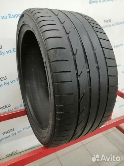 Bridgestone Potenza RE050A 285/35 R20 93L