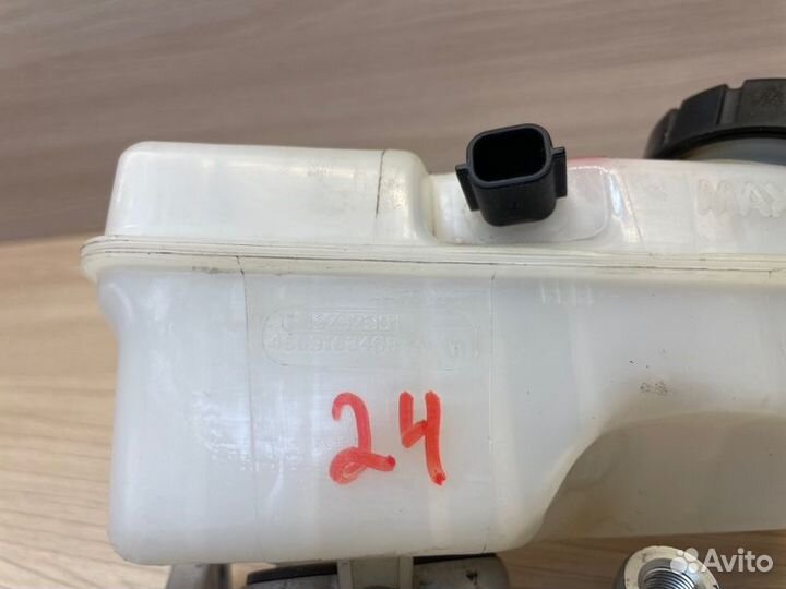 Главный тормозной цилиндр Renault Logan