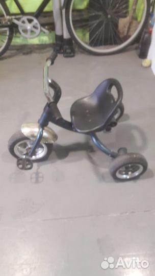 Детский трехколесный велосипед бу