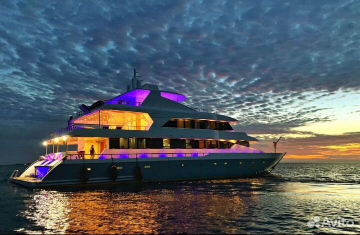 Яхт-тур на Мальдивах