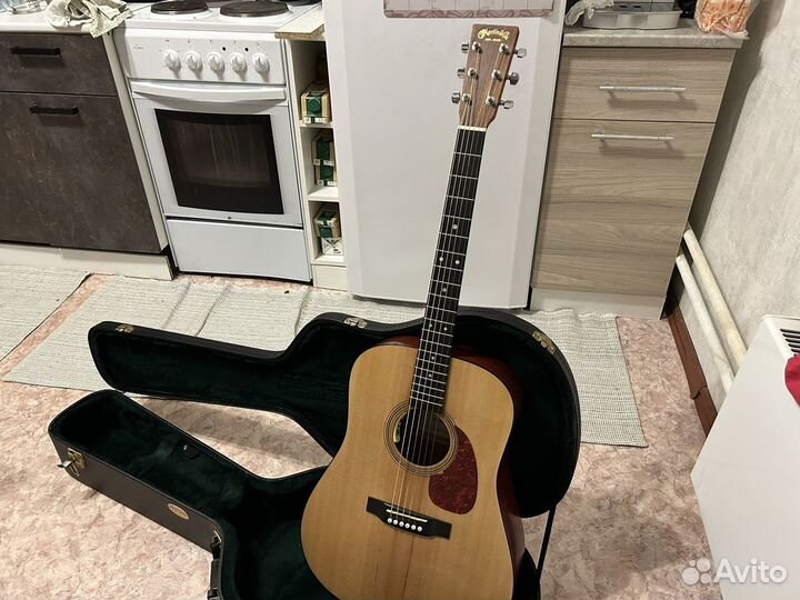 Акустическая гитара martin