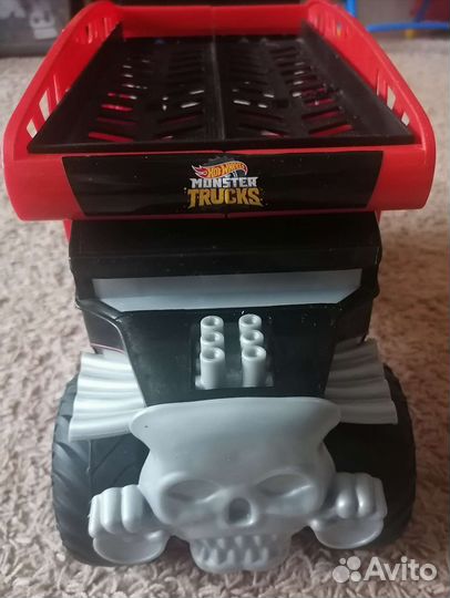 Hot wheels монстр трак