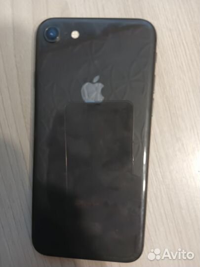 iPhone 8, 64 ГБ