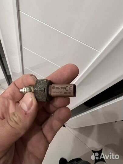 Датчик заднего хода skoda yeti оригинал