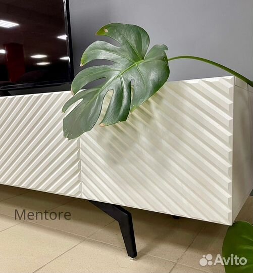 Тумба тв Bravo на опорах (конструктор)