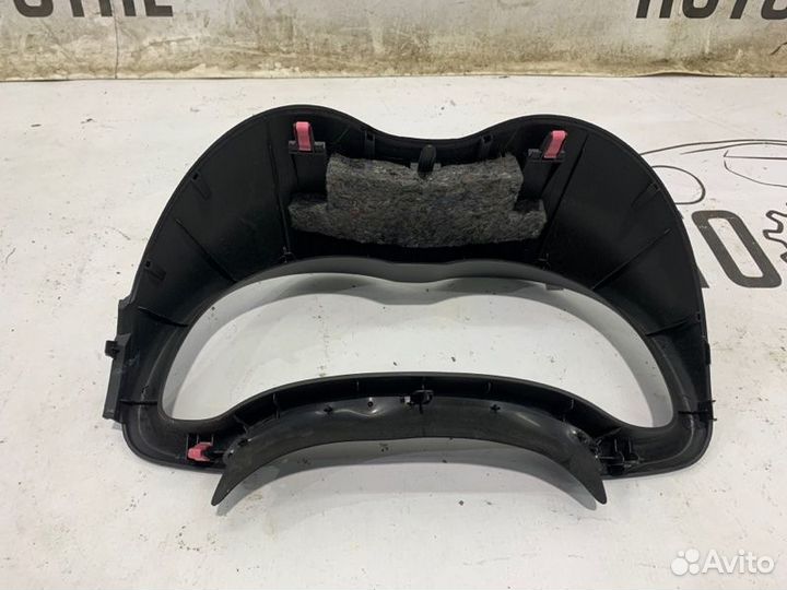 Накладка панели приборов Toyota Corolla 150 1ZR