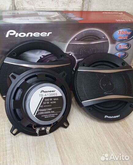 Колонки автомобильные Pioneer (13 см) динамики