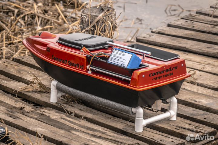 Прикормочный кораблик с глубиномером и 25A акб