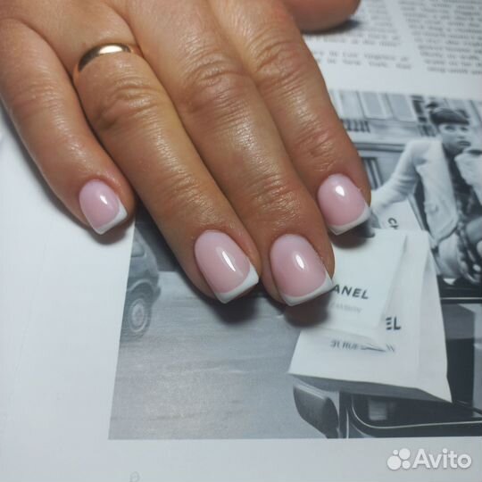 Маникюр, наращивание ногтей