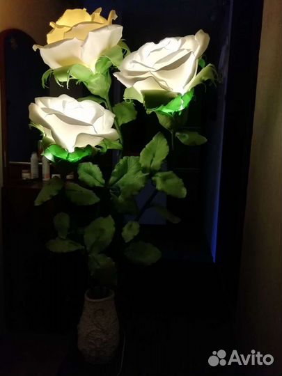 Цветы/светильники/букеты из изолона